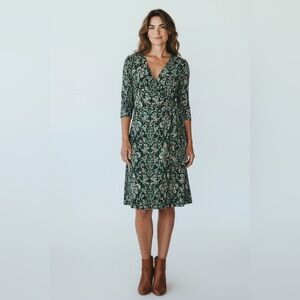 NEW, Anne Klein, Patterned Wrap Dress, Size 14, Green, Black, Pink